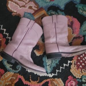 Justin Boots Women's Light Pink Boots